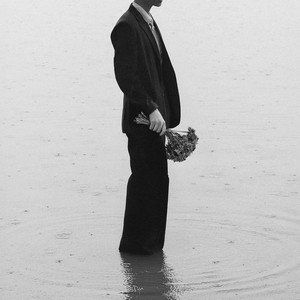 Yêu Người Tổn Thương