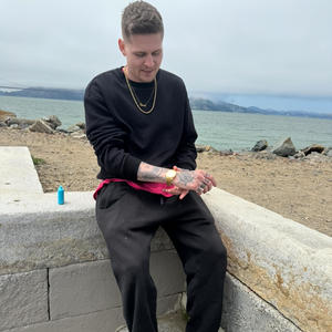 Two Toned (feat. Yung Yogi) (Explicit)