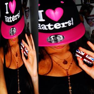 International diva (feat. Jadadoll) (Explicit)