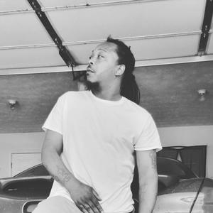 Love Me (feat. Busta Free) (Explicit)