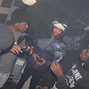 OY2ThaGzzK (Explicit)