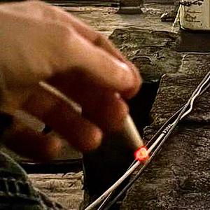 no holdin you (feat. JAYVEE) (Explicit)