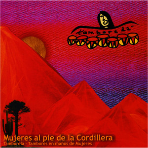 Mujeres al Pie de la Cordillera