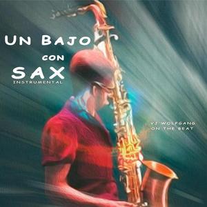 Un Bajo Con Sax