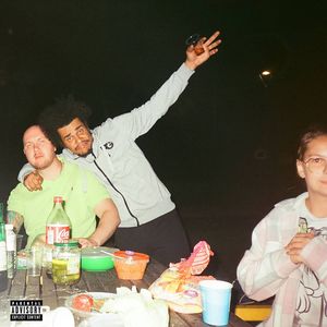 Двадцать Белых Роз и Одна Красная (Explicit)