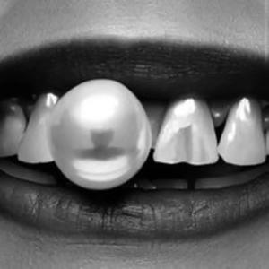 PEAARL TALK (feat. Haake)