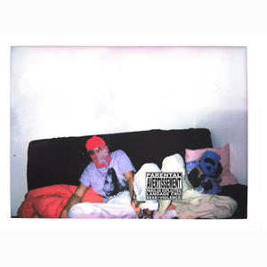 différent* (Explicit)