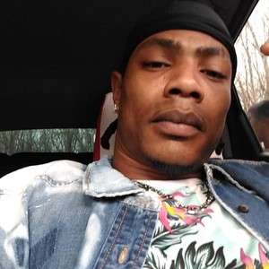 Bag On Me(feat. Young Skywalka) (Explicit)