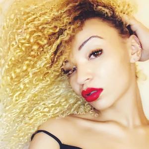 Floatin'(feat. Nutty P)