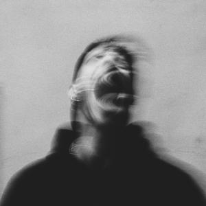 Fou (feat. Nihilo G) (Explicit)