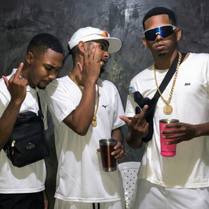 MULEQUE SONHADOR X QUER TOMAR SACODE (Explicit)