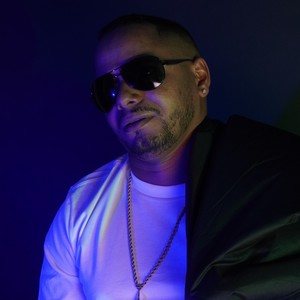 Por Más Que La Goza (2022 Versión remasterizada)