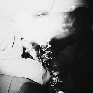 Frappe (feat. T7) (Explicit)