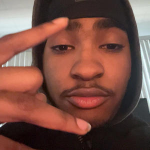 freak huzz (Explicit)