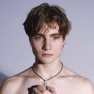 ВНУТРИ (Explicit)