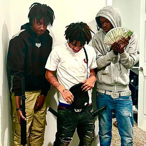 Doing shows (feat. Zolojuju) (Explicit)