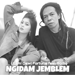 NGIDAM JEMBLEM (Live Dangdut Koplo)