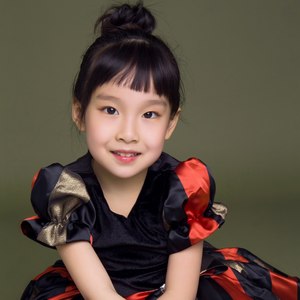 袁楚淇 - 有梦就飞翔 (伴奏)