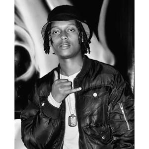 KESI BAADAE (feat. STEPH KAPELLA) (Explicit)