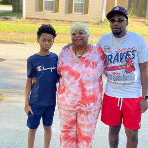 Grammy Family(feat. Deborene Jackson) (Explicit)