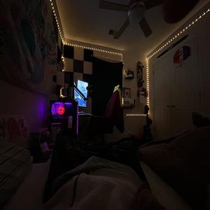 deep down i know what i am... a nobody (Explicit)