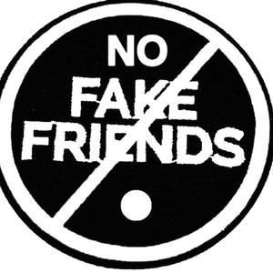 no fake friend (feat. Cholbe HighLevel) [Explicit]