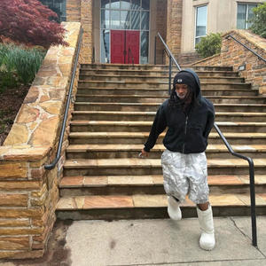 Monster under the bed ! (Explicit)