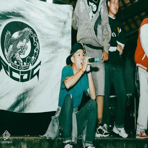 Ai Cũng Như Ai (Vi Nhà Thơ) (Explicit)