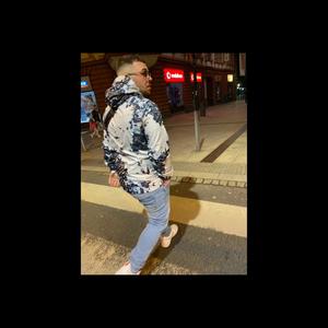 TOMMY HILL (NEVER BACK) (Explicit)