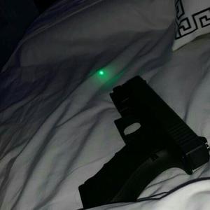 vivienne!(feat. Yung Steezy) (Explicit)