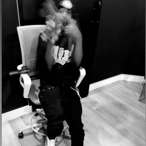 MGK (feat. yung 5th & launt5) (Explicit)