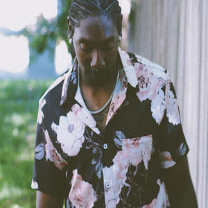 Lowkey Me (feat. Shando4evr)