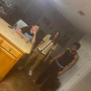 no bedroom (Explicit)