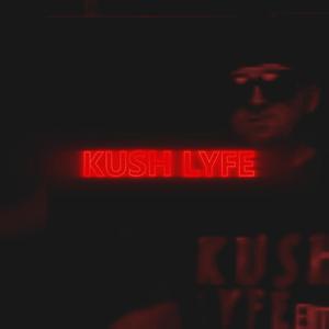 GRINDIN' (feat. R.O.B.) (Explicit)