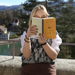 Café Waltz (Explicit)