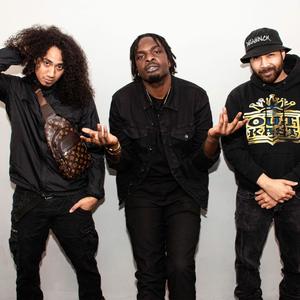 FLEXIN (feat. Moreno Zulu) (Explicit)