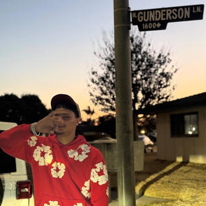 Top rank (feat. Poppabluejayk) (Explicit)