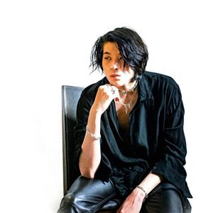 Broken Hearts (feat. JØØN) (Explicit)