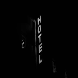 </3 Break Hotel (Explicit)