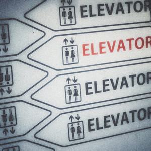 엘리베이터 (Feat. 윌로 (WILRO)) (电梯)