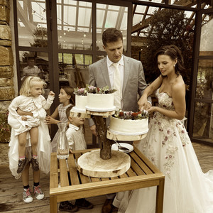 Trnka a Trnková (svatební píseň)