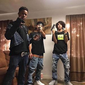 Rob the plug (feat. Woaziie, Fanta & Zellyru) (Explicit)