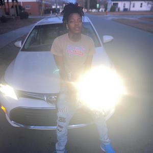 outta love (feat. bygg curry) (Explicit)