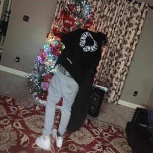 Git over it (feat. cashgetta5ive) (Explicit)