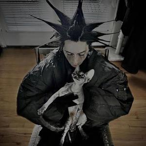 burberry model (Explicit)