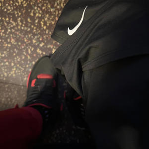 Halloween Mask (feat. Dee Ro) (Explicit)