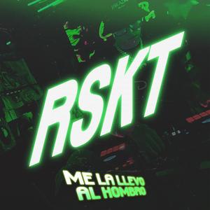 ME LA LLEVO AL HOMBRO