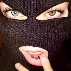 ELA É BANDIDA(feat. DJ JH QUERIDÃO)