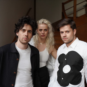 Shadow (Acoustic Live)