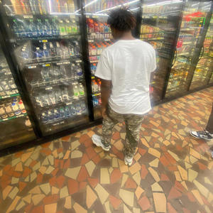 LuhKii - Cat or track (feat. Yns Corey) (Explicit)